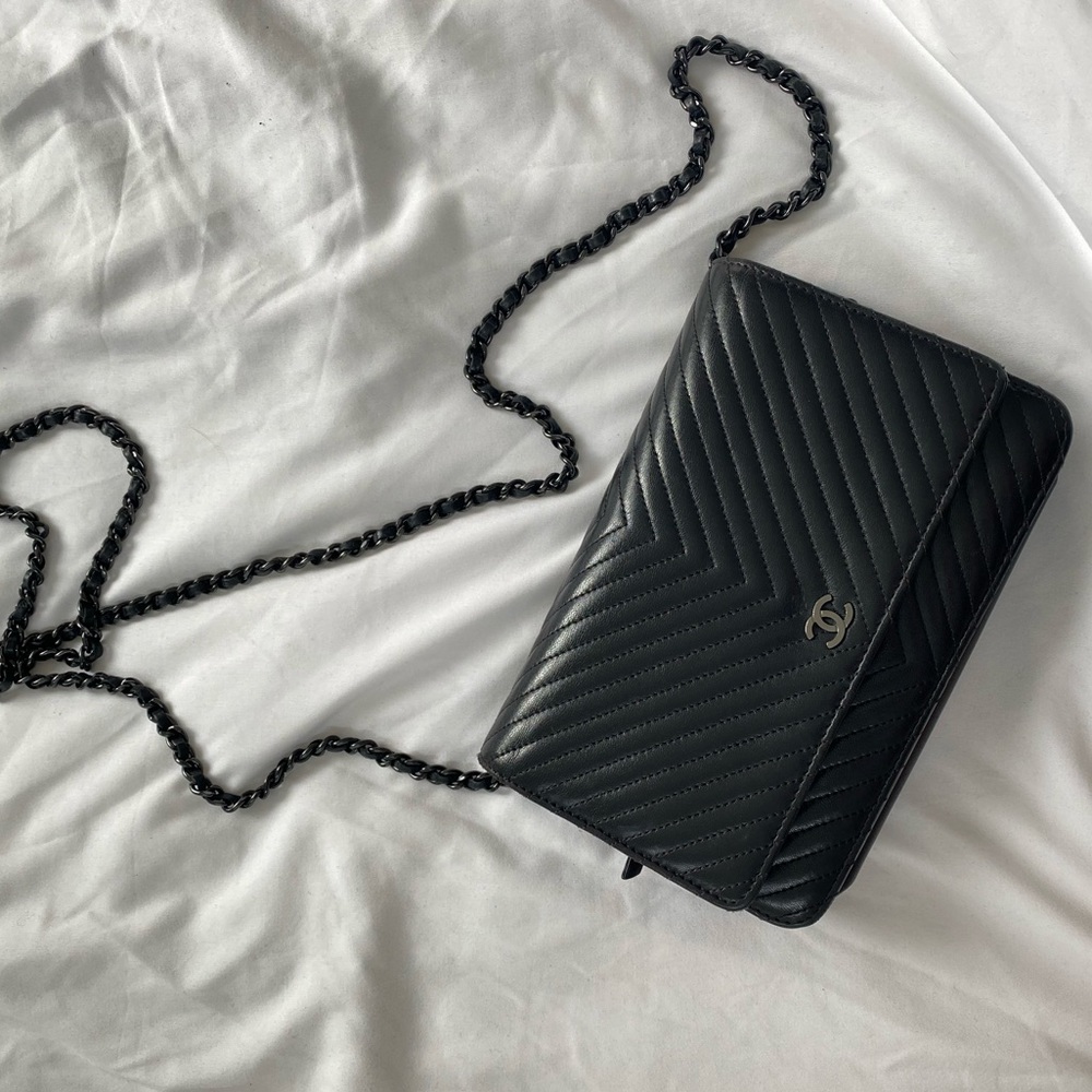 Chanel WOC Chevron so black